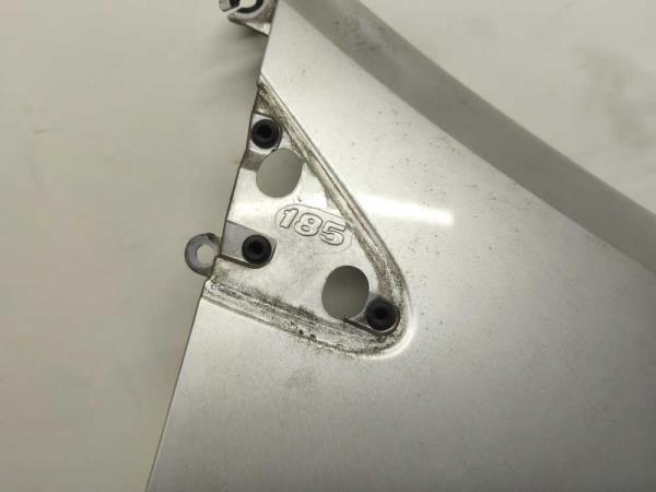 AILE AVANT DROIT RENAULT  - Vue 3